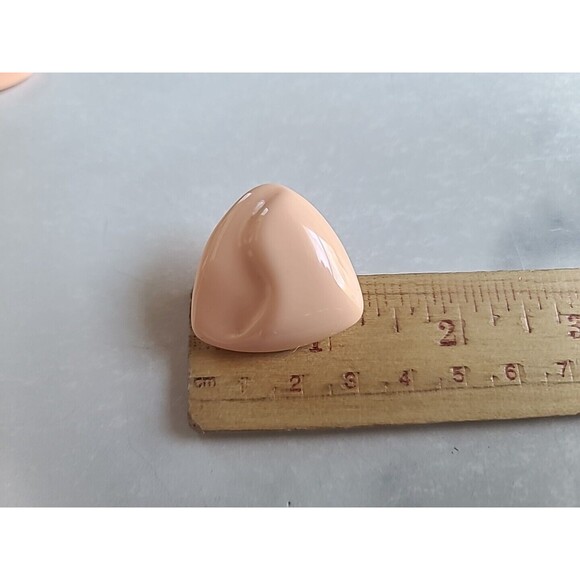 Peach Triangular Plastic Stud Earrings Vintage NOS - Picture 9 of 10